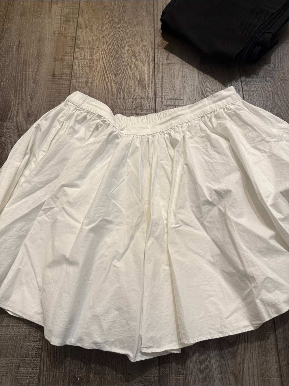 Free people white flowy Gathered Skirt